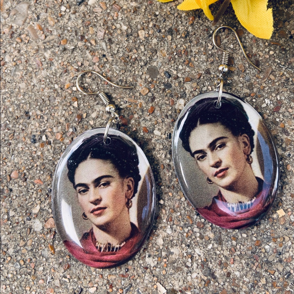 Frida Picture Handmade Earrings Sombra 9$